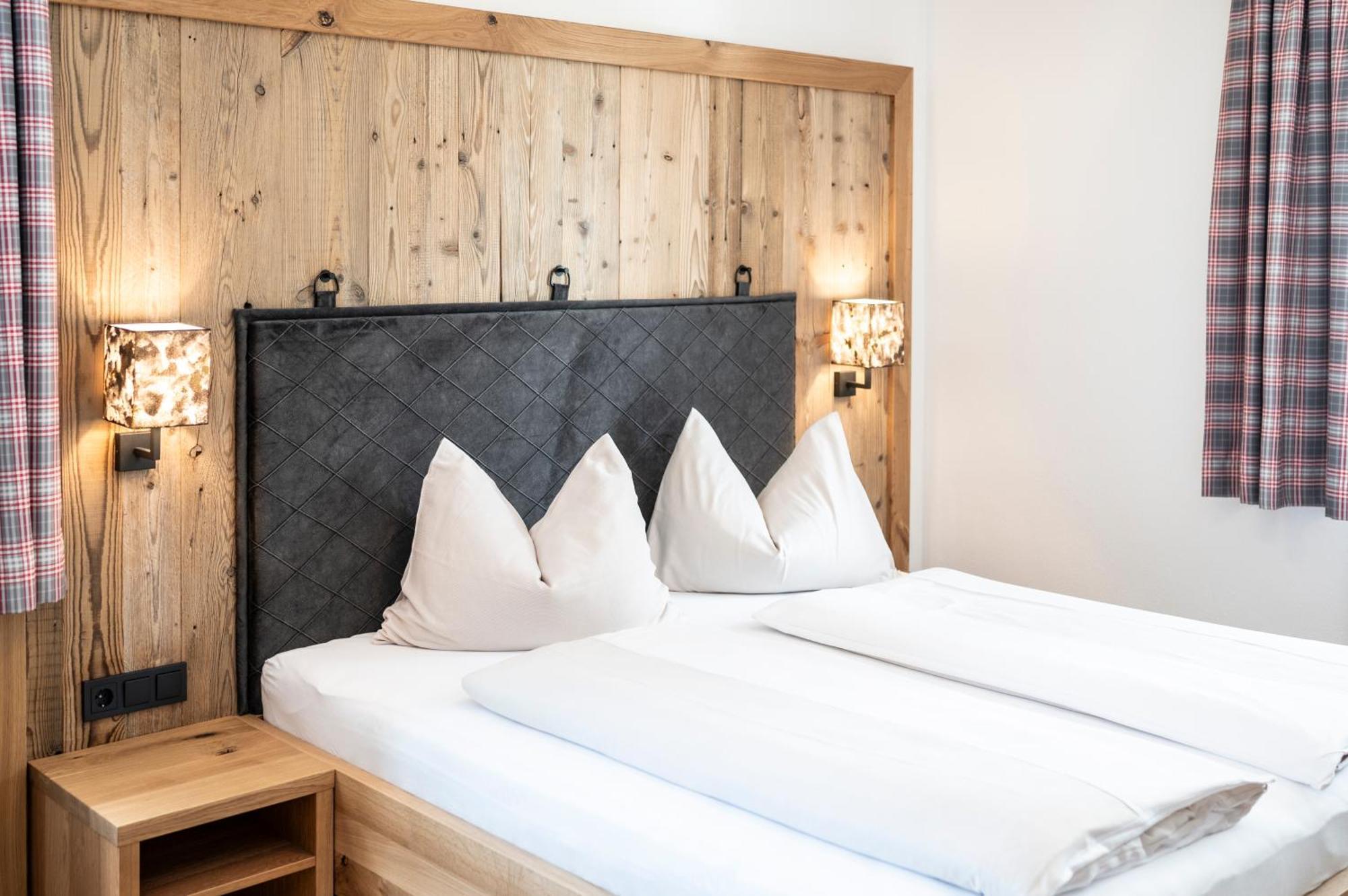 Aparthotel Almschloessl & Schrotteralm